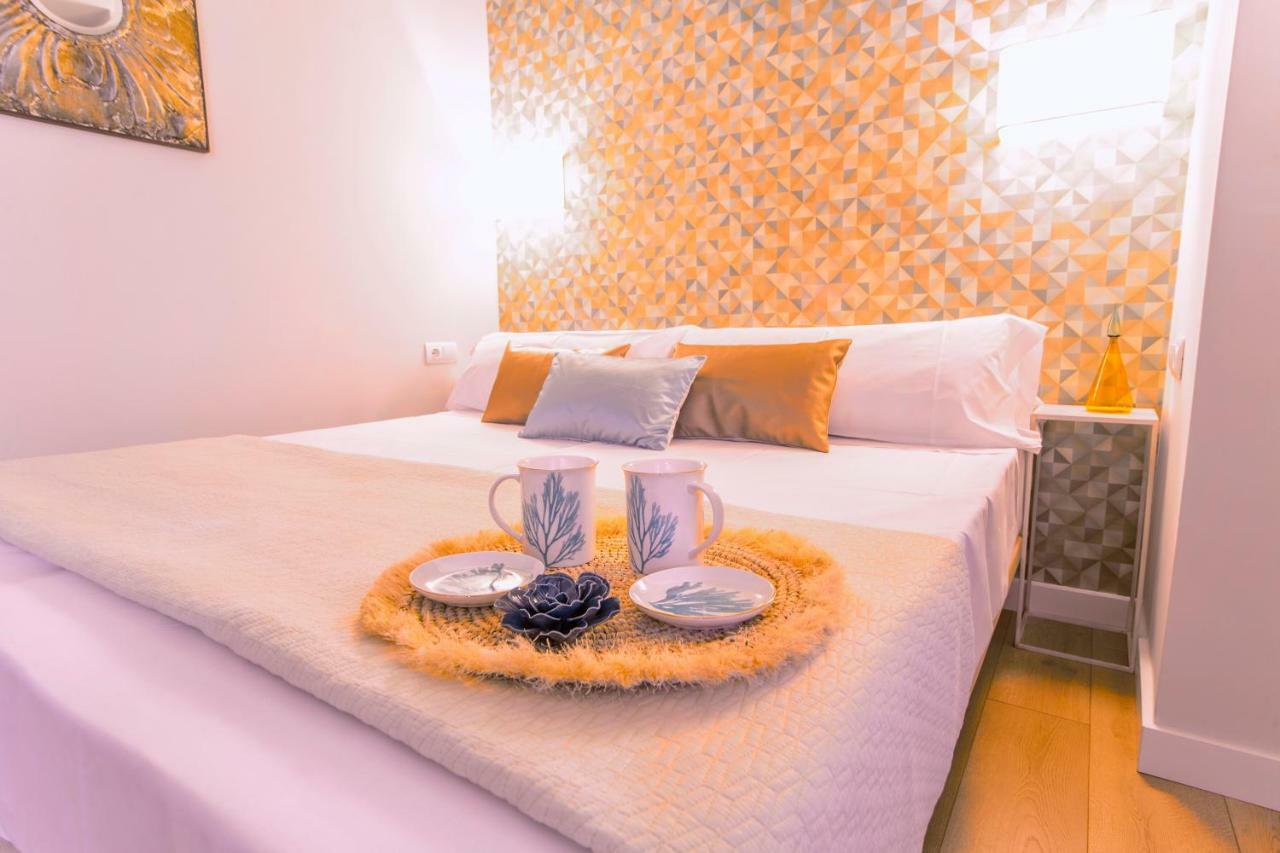 Apartamento Malaga Beach Exteriör bild