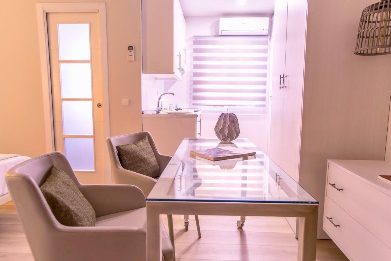 Apartamento Malaga Beach Exteriör bild