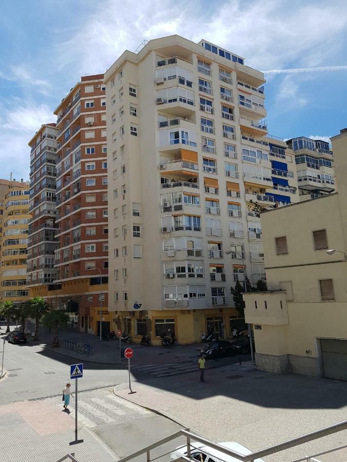 Apartamento Malaga Beach Exteriör bild